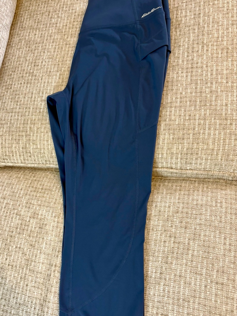 Eddie Bauer Women's Capri Active Pants in Slate Blue. - Picture 3 of 7